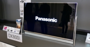 Panasonic VIERA DX800